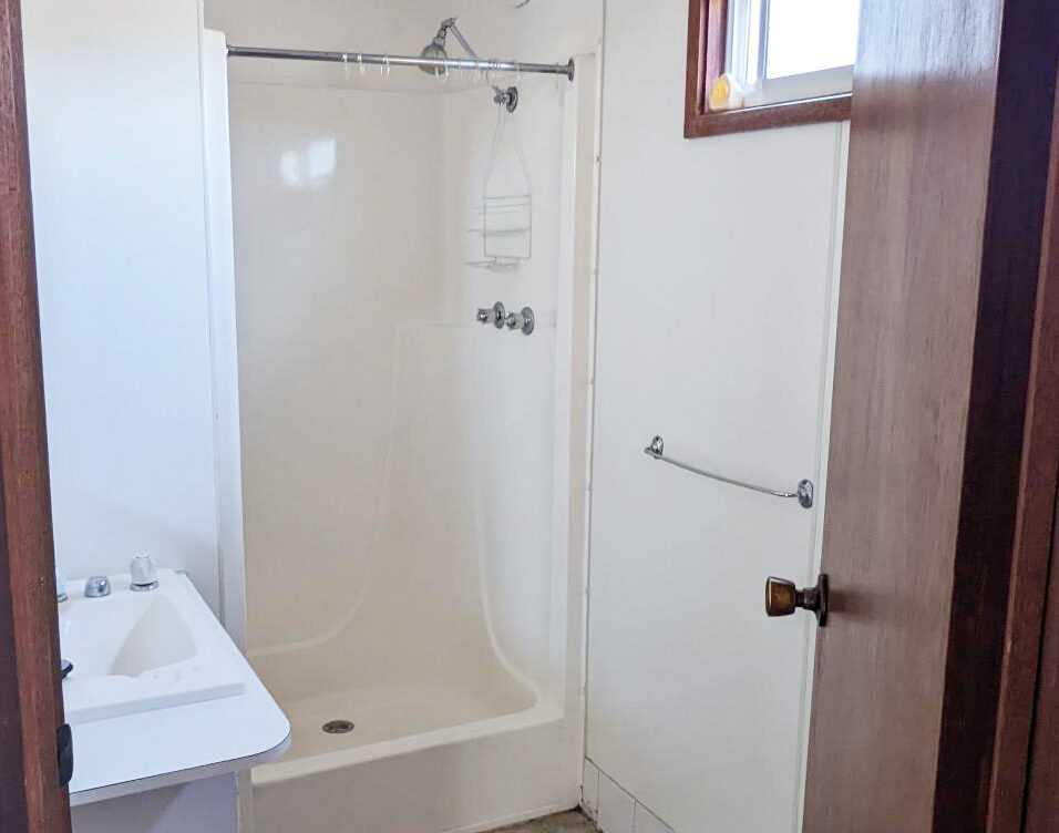 Ensuite bathroom in cabin at Port Pirie Beach Caravan Park